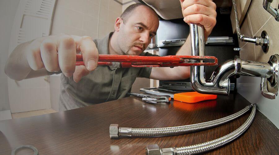 Expert burst pipe repair services in Fort Totten, ND